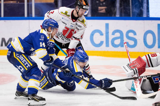 Leksands Sebastian Wännström och Oskar Lang och Örebros