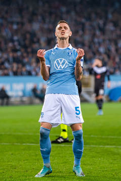 Sören Rieks of Malmö FF reacts