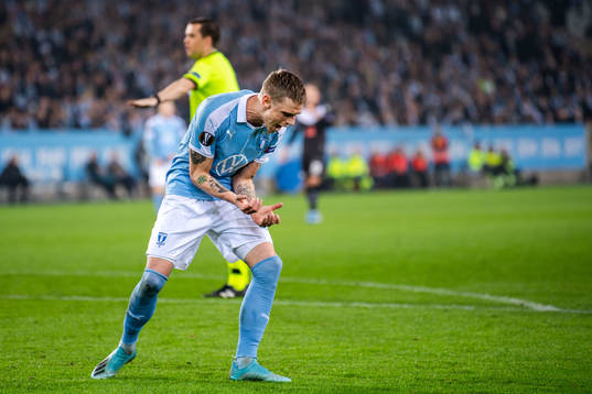 Sören Rieks of Malmö FF reacts