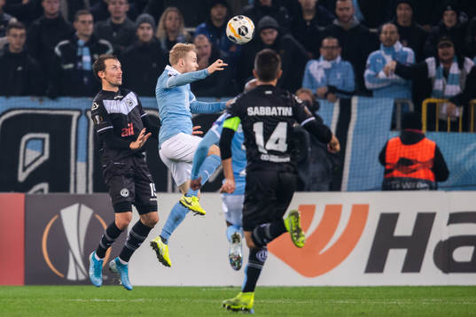 Alexander Gerndt of Lugano and Oscar Lewicki of Malmö FF