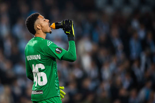 Goalkeeper Noam Baumann of Lugano