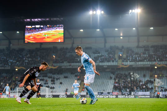 Marco Aratore of Lugano and Sören Rieks of Malmö FF