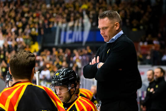 Brynäs assisterande tränare Mikael Holmqvist