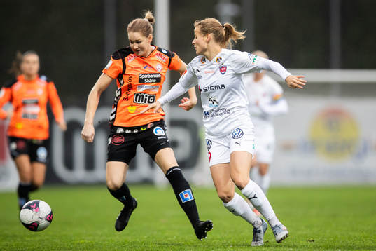 Kristianstads Mia Carlsson och Rosengårds Anna Anvegård