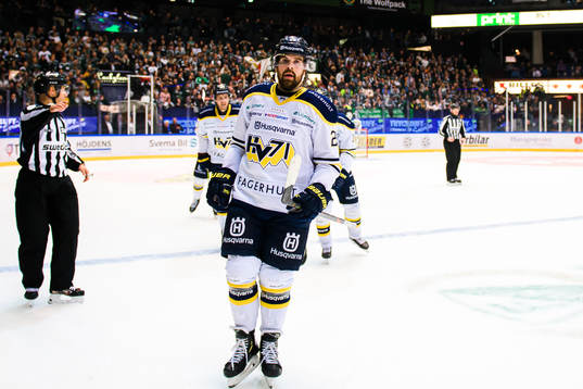 s Axel Holmström jublar