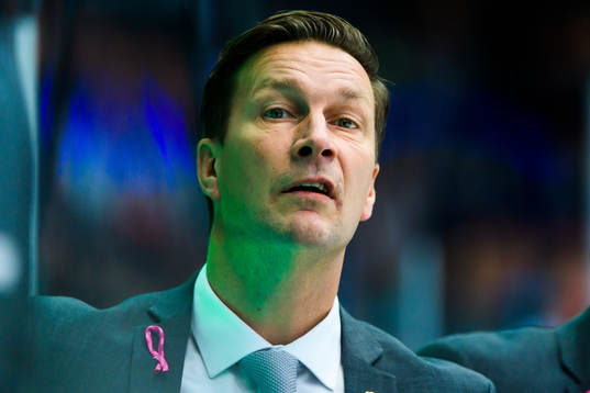 Färjestads huvudtränare Johan Pennerborn