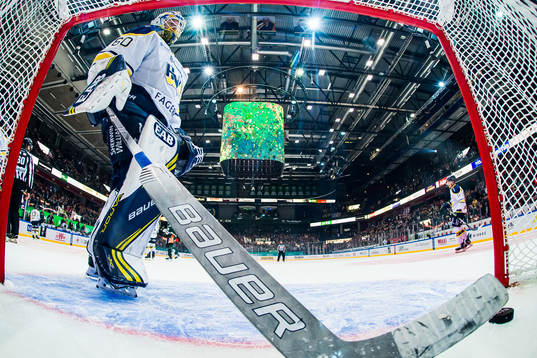 s målvakt Hugo Alnefelt deppar