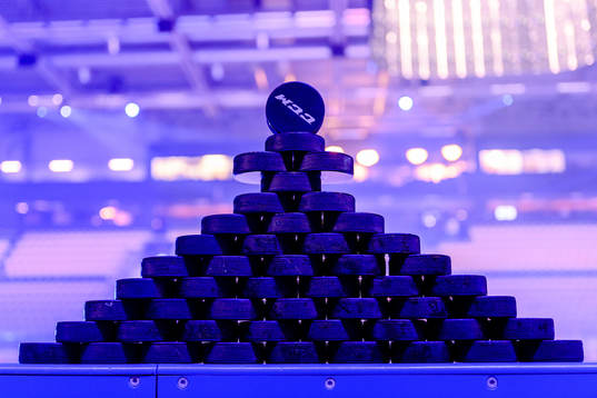 Puckar före ishockeymatchen i SHL mellan Växjö och