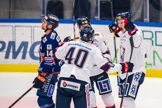 Växjös Emil Pettersson deppar medan Linköpings William