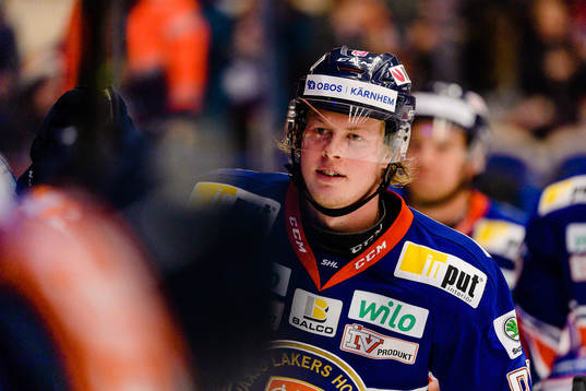 Växjös Fredrik Karlström jublar