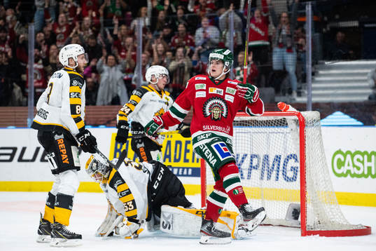 Frölundas Samuel Fagemo jublar