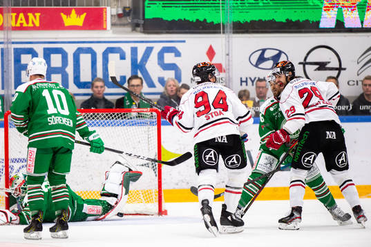 Örebros Ryan Stoa gör 0-1