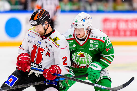 Örebros Rasmus Rissanen och Rögles Dominik Bokk