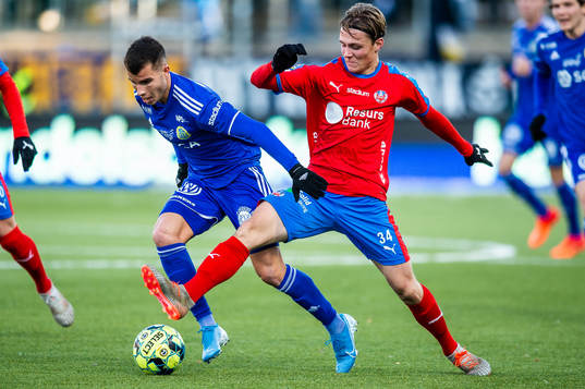 Sundsvalls Pol Roige Rodriguez och Helsingborgs Filip