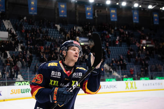 Djurgårdens Sebastian Strandberg jublar
