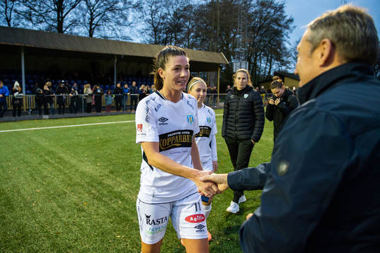 Göteborgs Pauline Hammarlund jublar