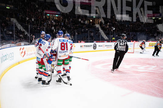 Oskarshamns spelare jublar