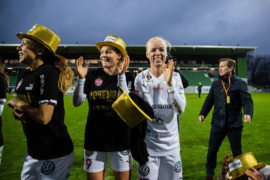 Rosengårds Caroline Seger jublar