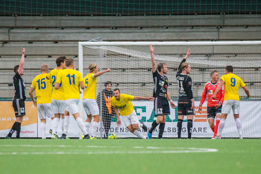 IFK Malmös Ilir Tahiri jublar