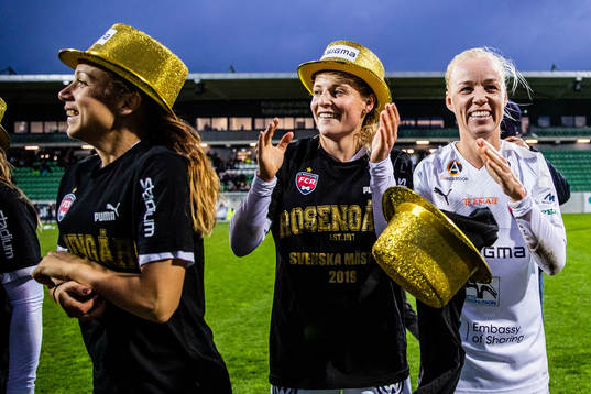 Rosengårds Anna Anvegård och Caroline Seger