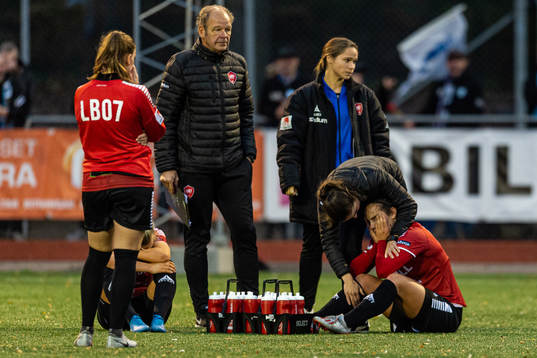 Limhamn Bunkeflos spelare och tränare deppar