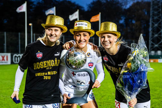 Rosengårds Mie Leth Jans, Sanne Troelsgaard  och Sofie