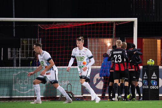 Brommapojkarnas Dusan Jajic jublar