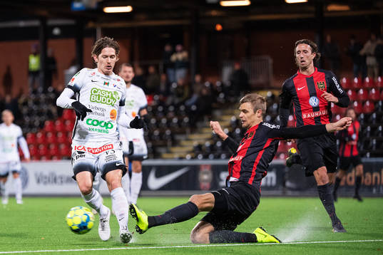 Varbergs Robin Book och Brommapojkarnas Oscar Pehrsson