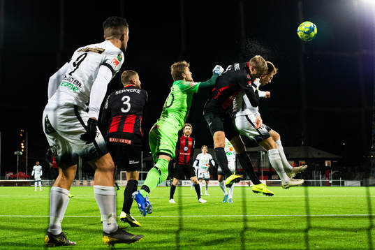 Brommapojkarnas målvakt Hampus Elgan