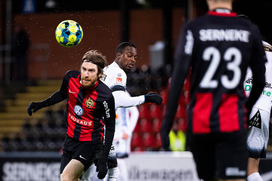 BrommapojkarnasMarcus Gustafsson och Varbergs Nahom Girmai