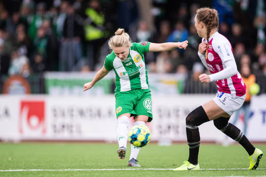 Hammarbys Emilia Larsson och Uppsalas Sofia From