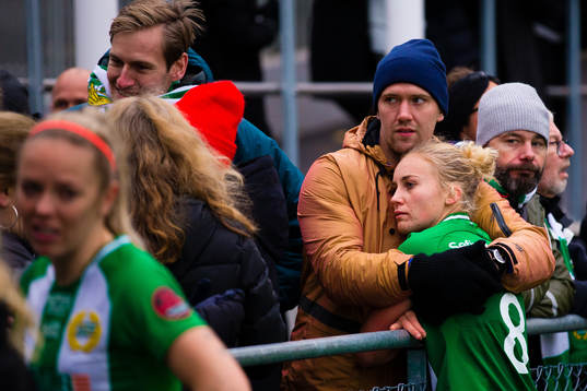 Hammarbys Ellen Gibson deppar med pojkvän Martin Deacon