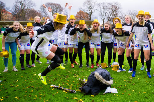 Uppsalas spelare jublar