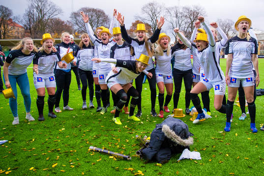Uppsalas spelare jublar