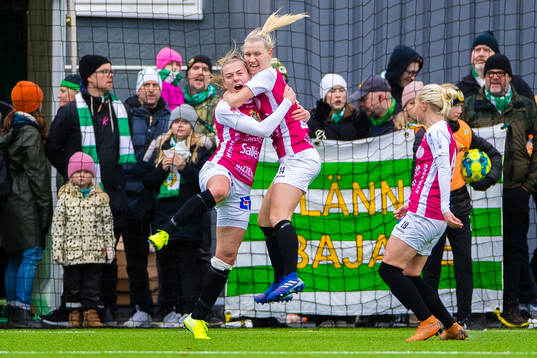 Uppsalas Beata Olsson jublar