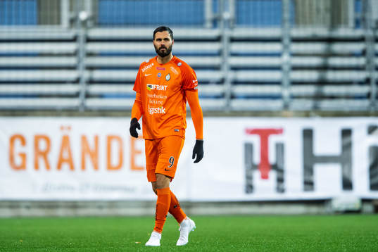 AFC Eskilstunas Kadir Hodzic deppar