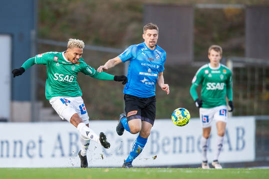 Brages Seth Kanteh Hellberg och Halmstads Mikael Boman