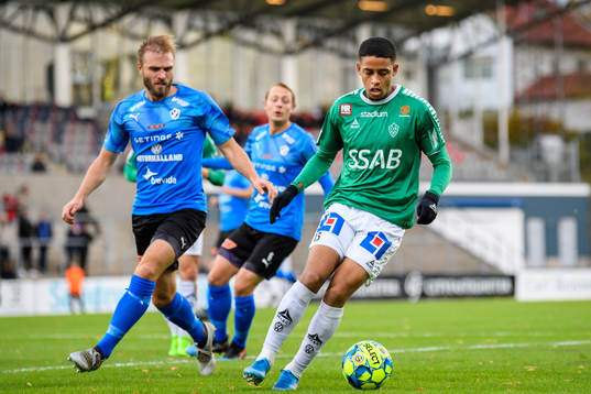 Halmstads Jesper Westerberg och Brages Jonathan Morsay