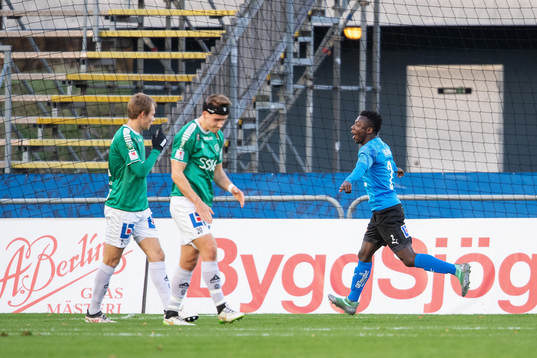 Halmstads Thomas Boakye jublar