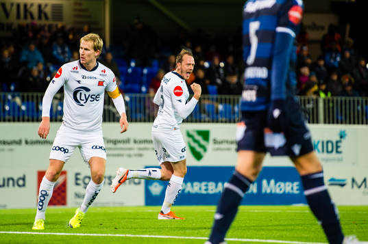 Rolf Daniel Vikstøl of Viking celebrates