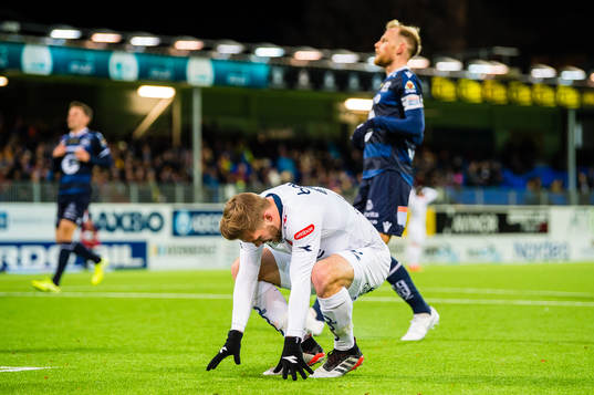Benjamin Kallman of Viking looks dejected