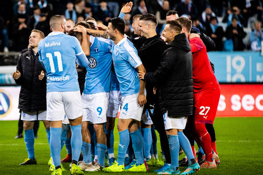 Malmö FFs spelare jublar