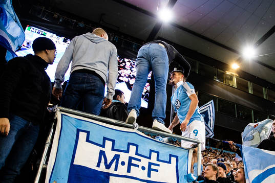 Malmö FFs Markus Rosenberg leder klacken