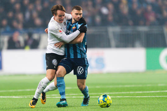 Örebros Viktor Prodell och Djurgårdens Jesper Karlström