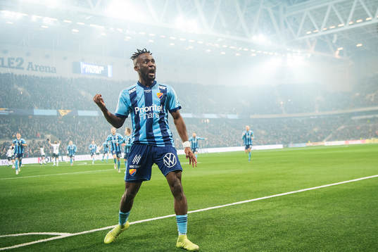 Djurgårdens Mohamed Buya Turay jublar