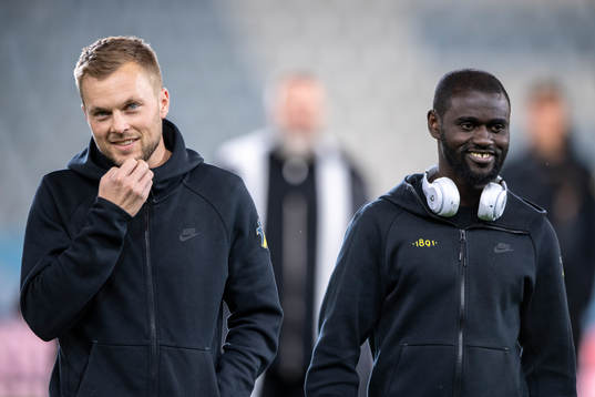 s Sebastian Larsson och Enoch Kofi Adu