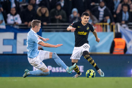 s Tarik Elyounoussi