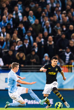 s Tarik Elyounoussi