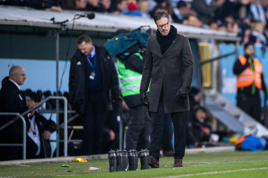 s tränare Rikard Norling deppar