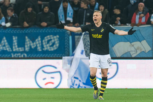 s Kolbeinn Sigthorsson reagerar